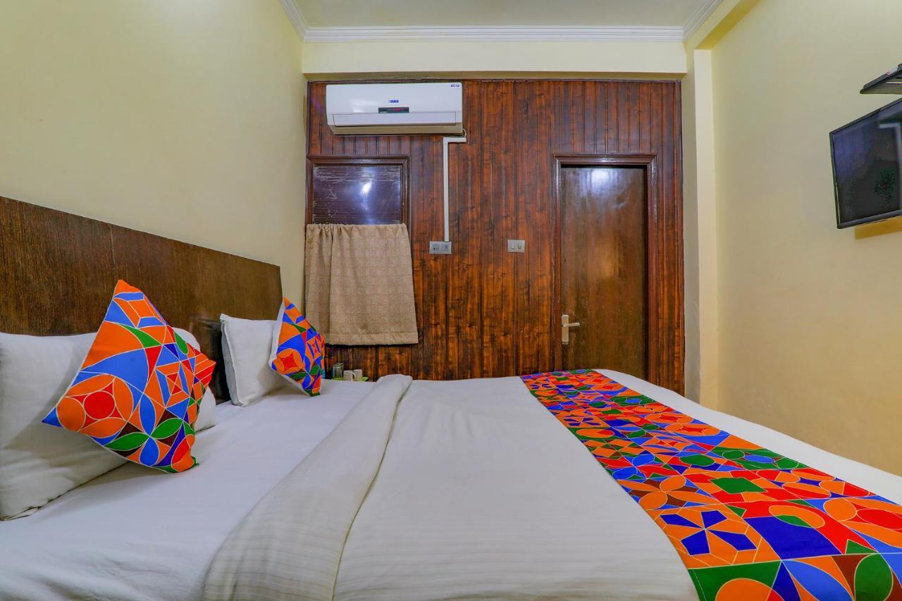 Fabhotel Prakash Palace Varanasi Exterior photo
