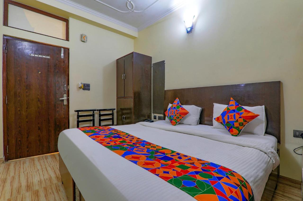 Fabhotel Prakash Palace Varanasi Exterior photo